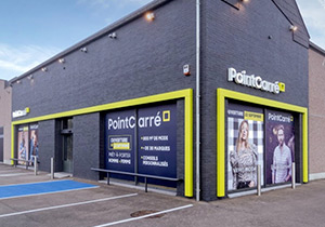 Habillage de la façade Point Carré à Beauraing