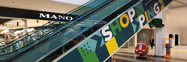 Vinyle posé sur l'escalator du centre Knauf-Pommerloch