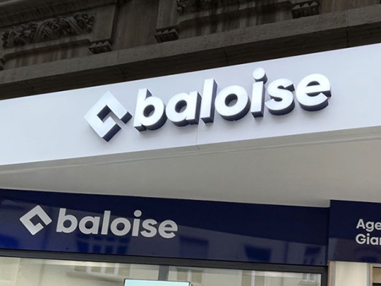 Lettres boitiers avec face opalin de la banque-assurances Baloise