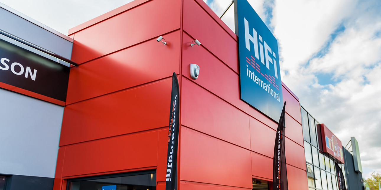 Habillage façade du magasin HiFi International à Foetz