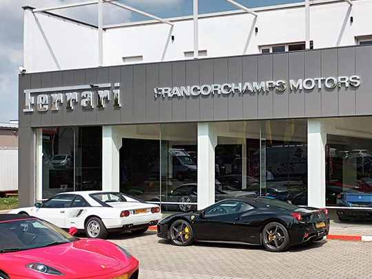 Habillage de la façade du 171 - Ferrari Francorchamps Motors Luxembourg à Windhof avec panneaux composites type Dibond®